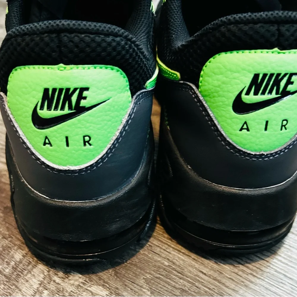 NIKE ✔️ AIR MAX EXCEE- GREEN STRIKE - Picture 8 of 10